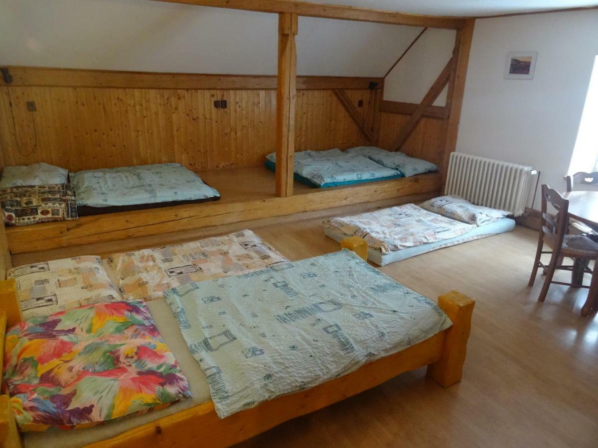 U Nas - Apartman Jelen Vapenna Εξωτερικό φωτογραφία